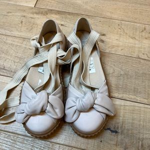 NWOT box Fenty Puma platform bow creeper sandals
